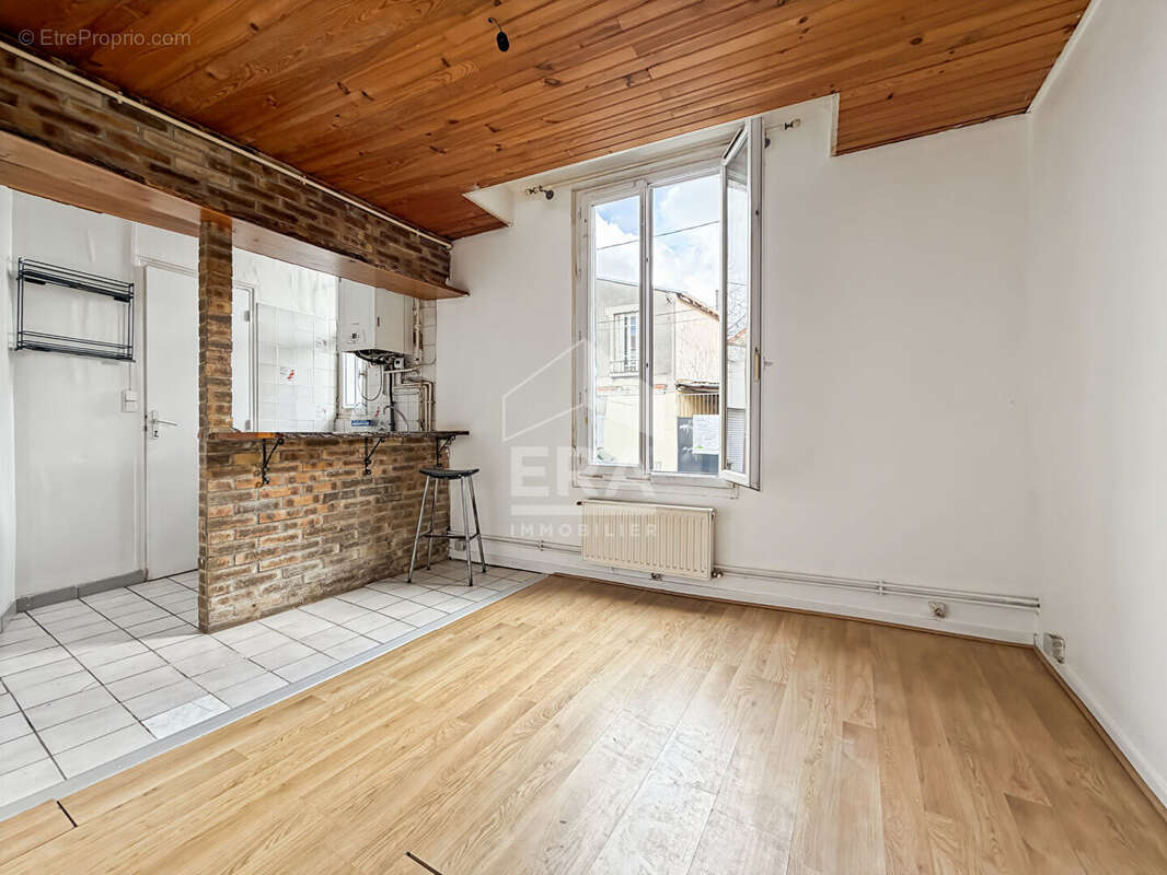 Maison à MONTREUIL