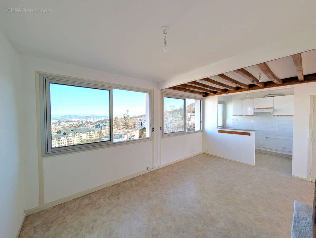 Appartement à CHAMALIERES