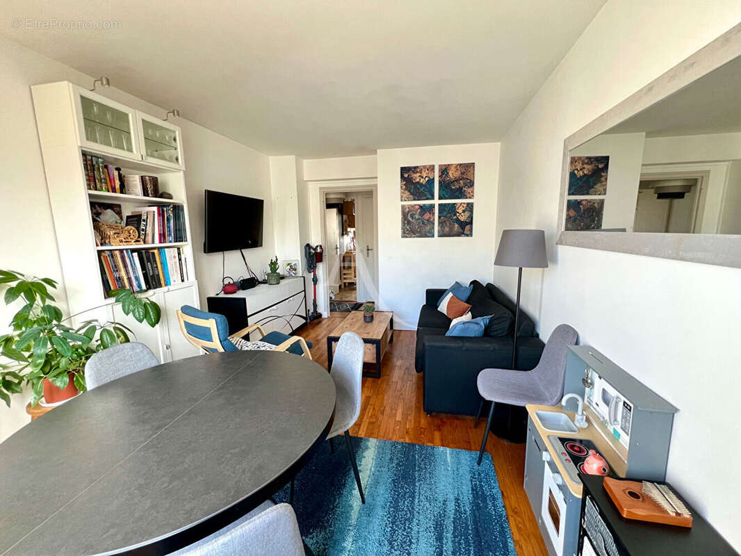 Appartement à FONTENAY-SOUS-BOIS