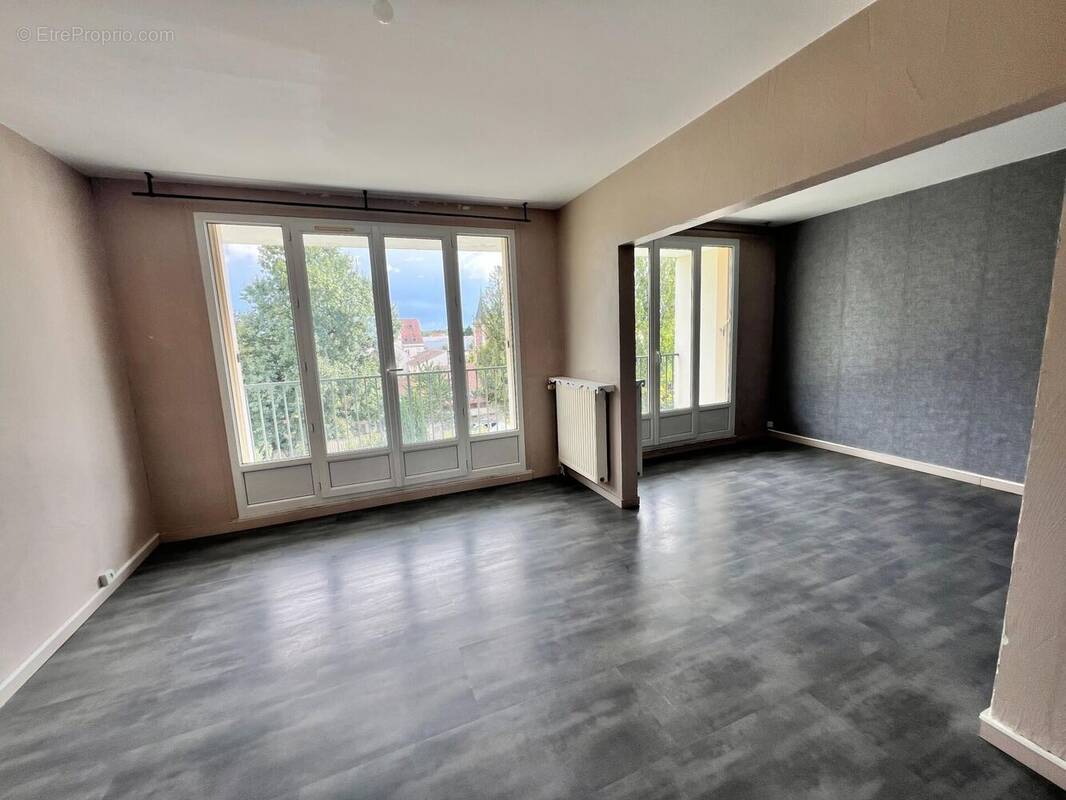 Photo 1 - Appartement à VILLERS-COTTERETS