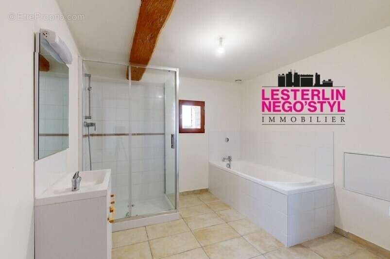 Maison à LA FRENAYE