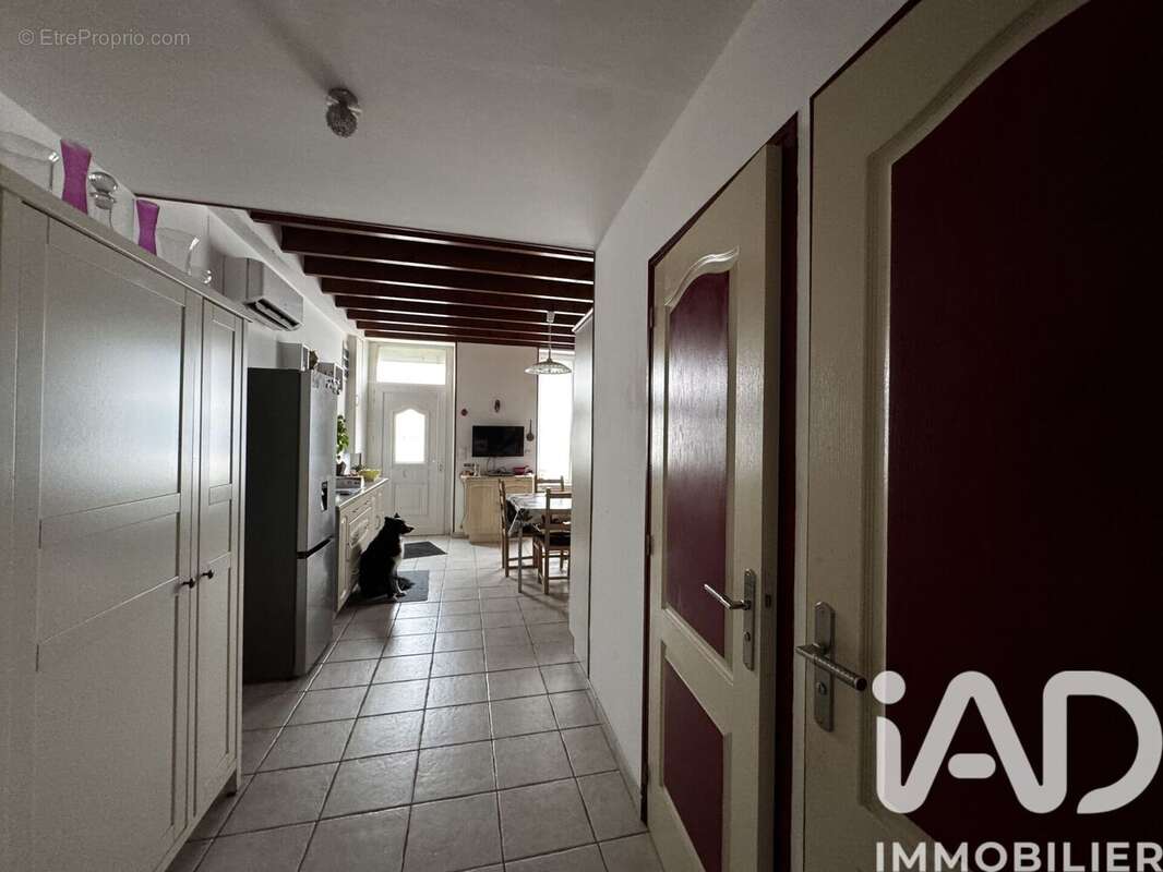 Photo 2 - Maison à SAINT-BONNET-SUR-GIRONDE