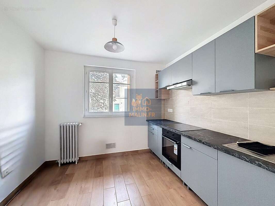 Cuisine - Appartement à IVRY-SUR-SEINE