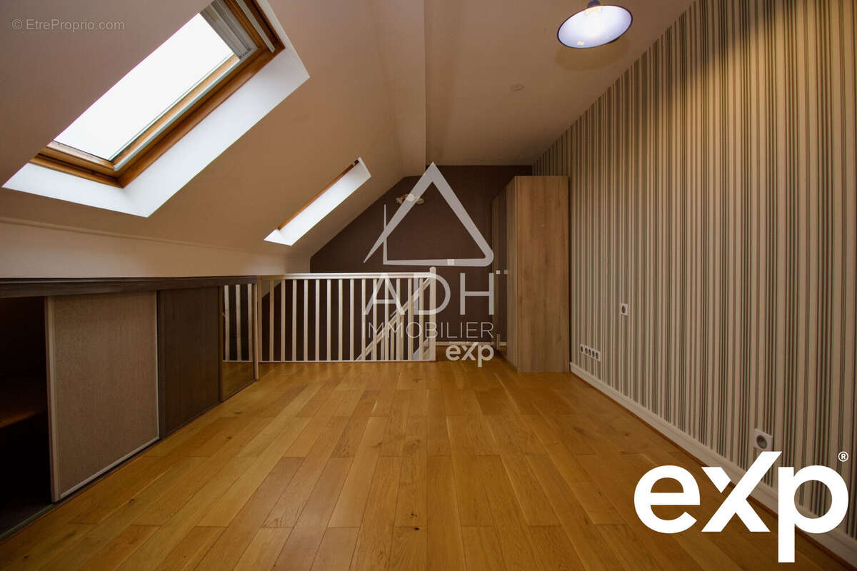 Appartement à JOUARS-PONTCHARTRAIN