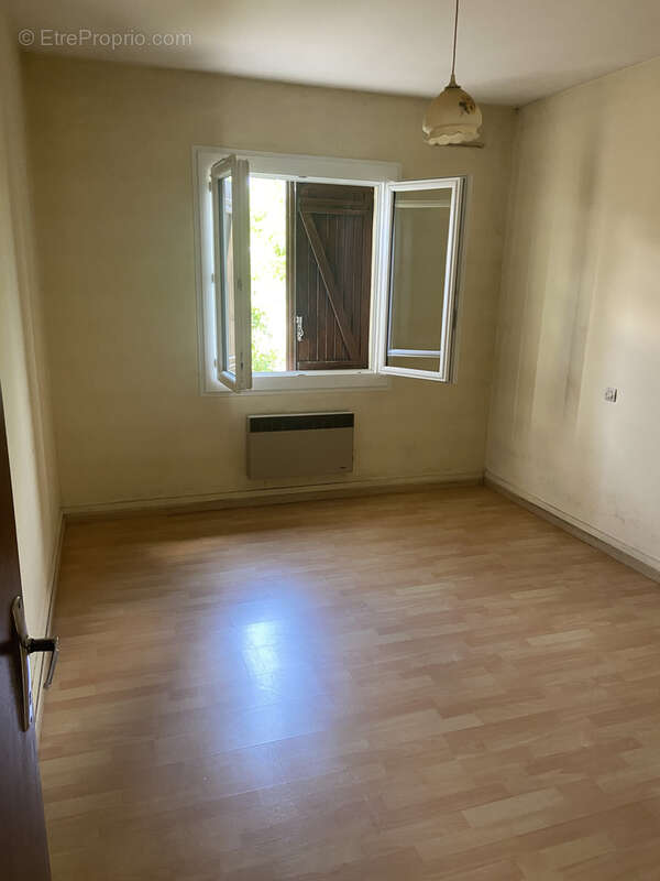 Entre La Réole et Langon - Maison de plain-pied de 90 M2 avec jardin - photo 11