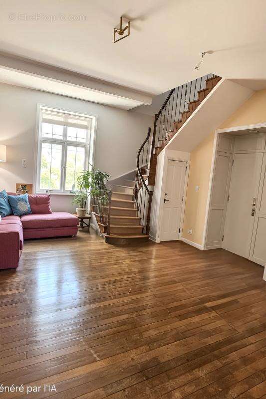 Maison à CHAMPAGNE-LES-MARAIS