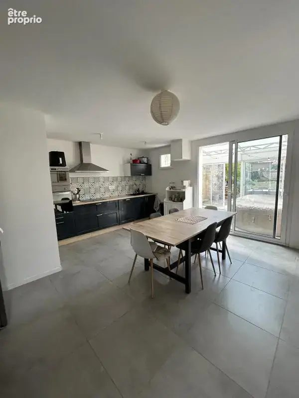 Maison de 135 m² à Mauzé-sur-le-Mignon - photo 5