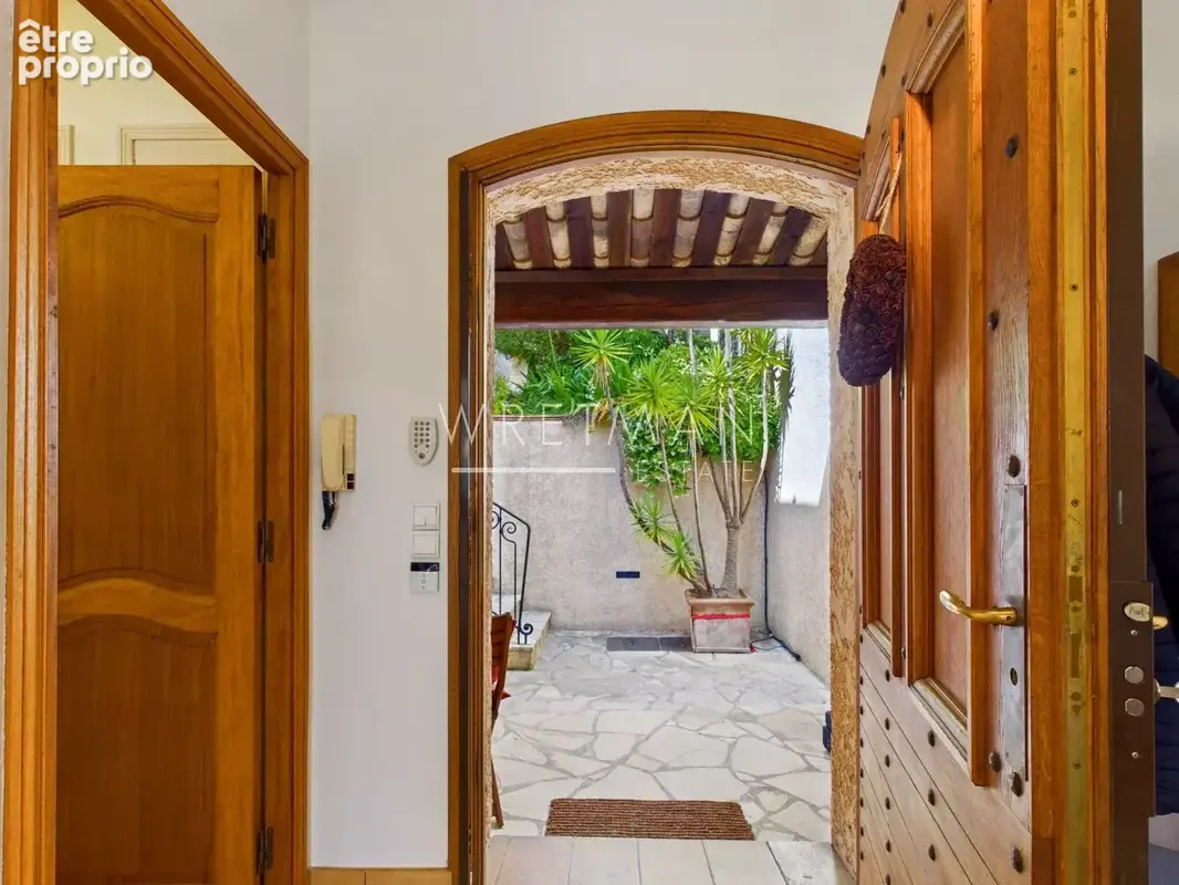 Villa/appartement dans un domaine privé avec piscine et vue mer – Vence - photo 22