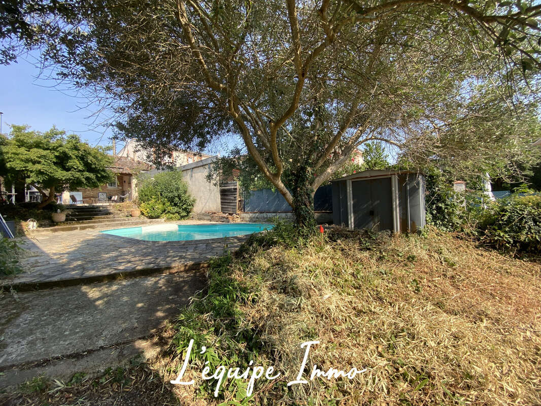 Maison de ville T4 avec piscine et jardin - photo 25
