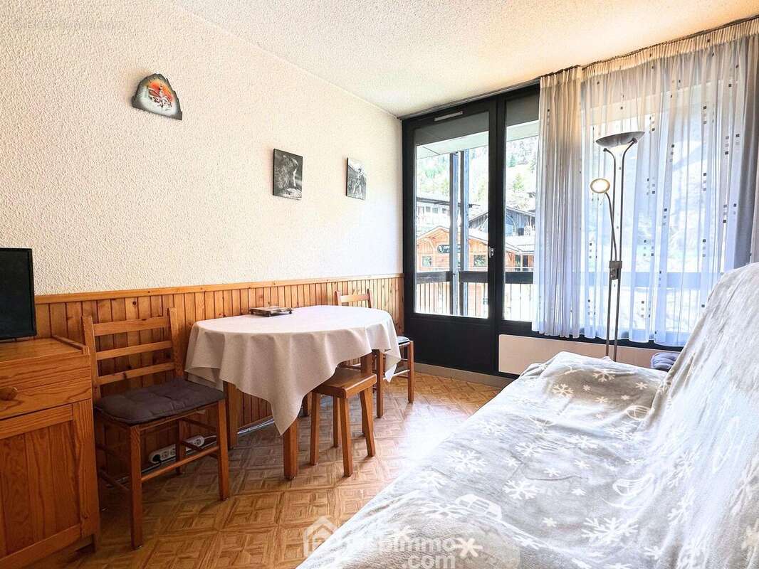 A proximité de différents domaines skiables, - Appartement à FLUMET