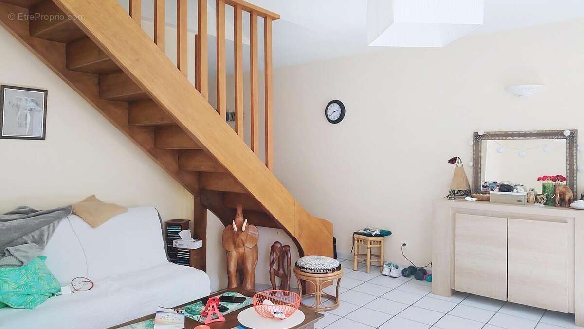 Photo 5 - Appartement à SAINT-AFFRIQUE-LES-MONTAGNES