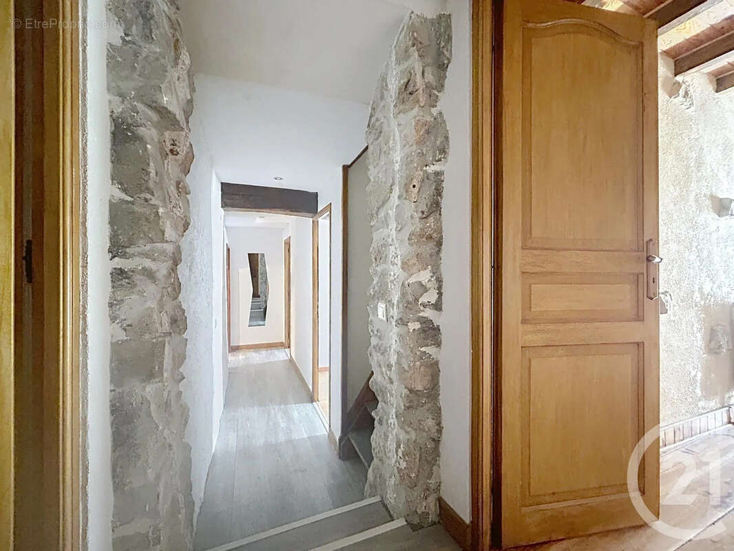 Maison à MAINCY