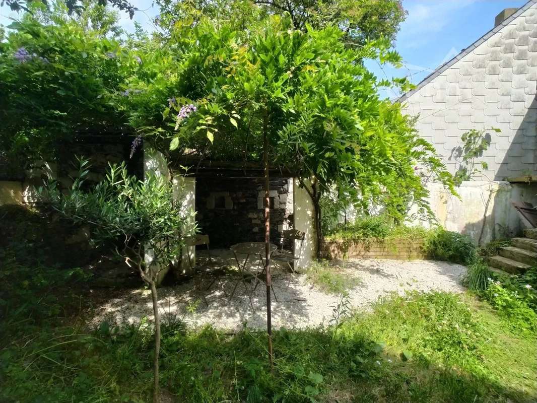 Maison à LES PONTS-DE-CE