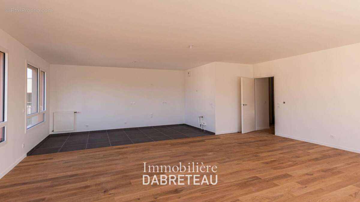 Appartement à TASSIN-LA-DEMI-LUNE