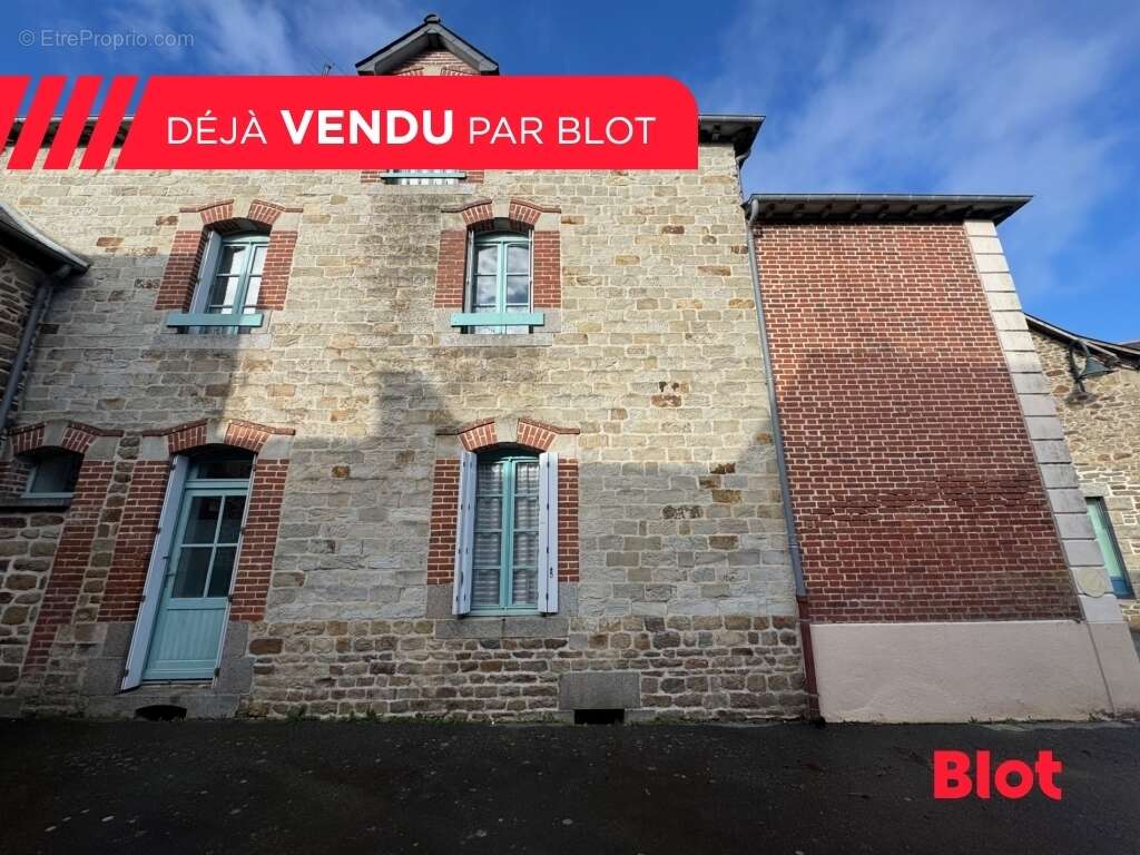 Appartement 139 m² à Louvigne-De-Bais  - photo 2