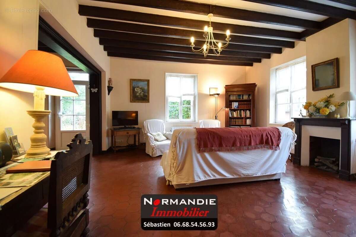 Maison à DOUDEVILLE