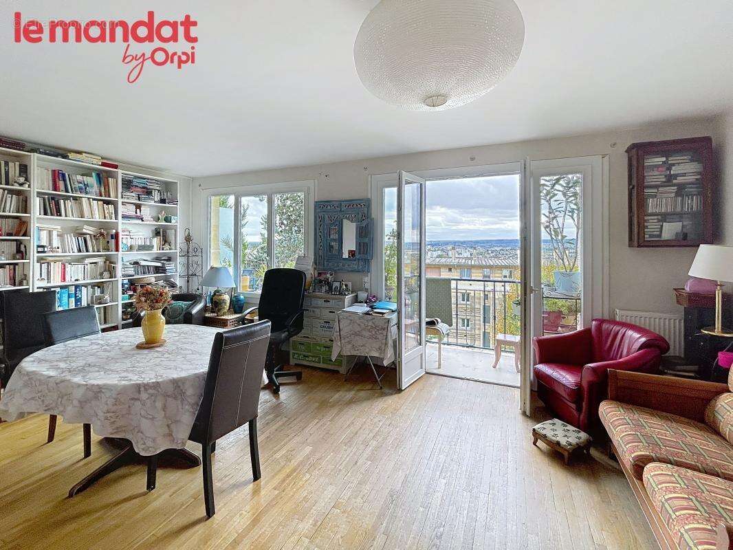 Appartement à MEULAN