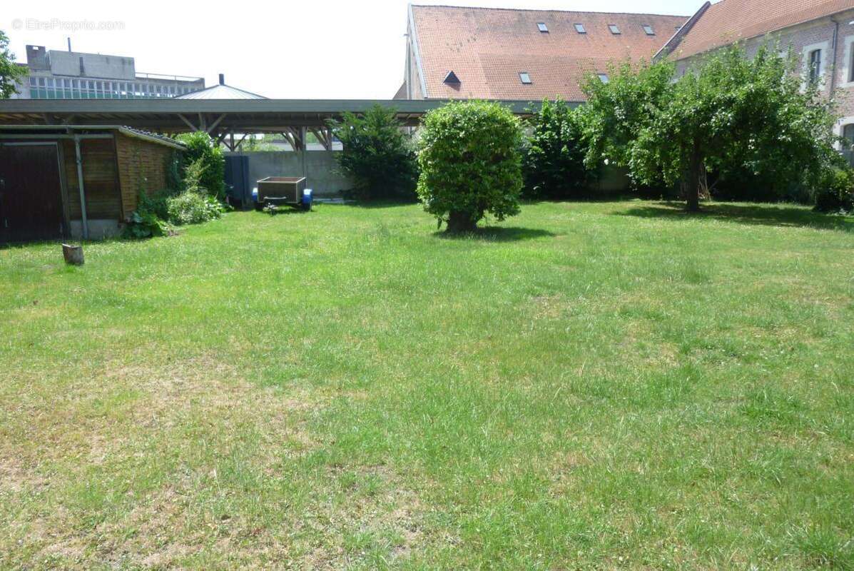 Terrain 870 m² à Cambrai  - photo 2