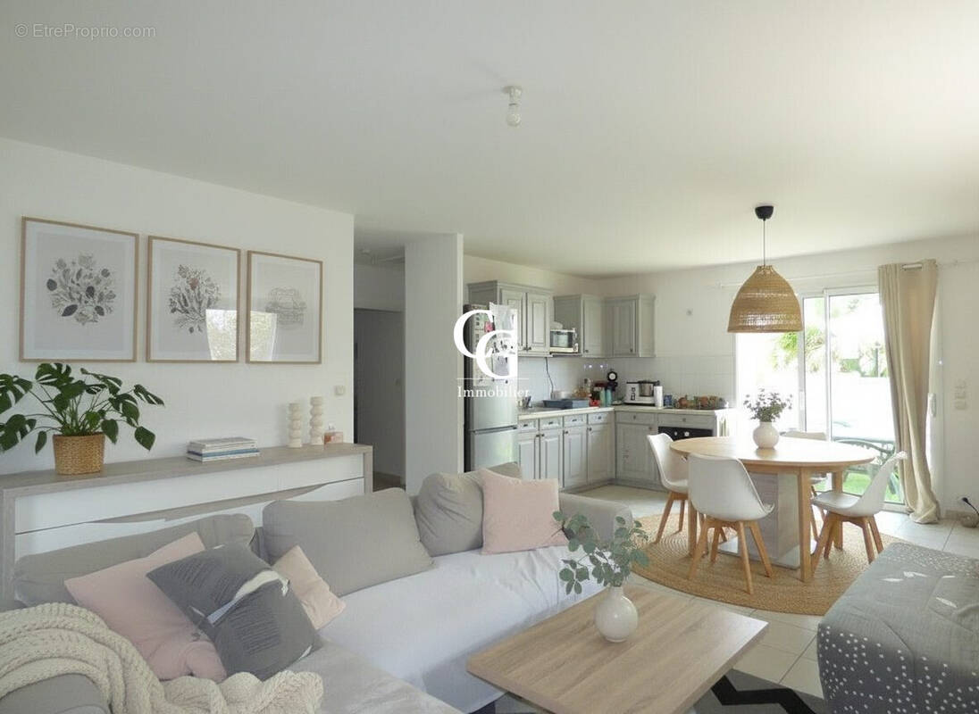 Maison à SAINT-MICHEL-CHEF-CHEF