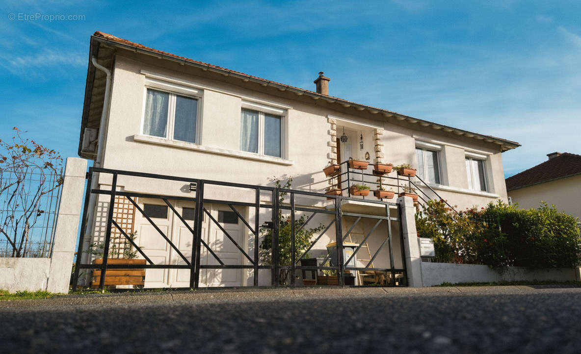 Maison à SAINT-POURCAIN-SUR-SIOULE