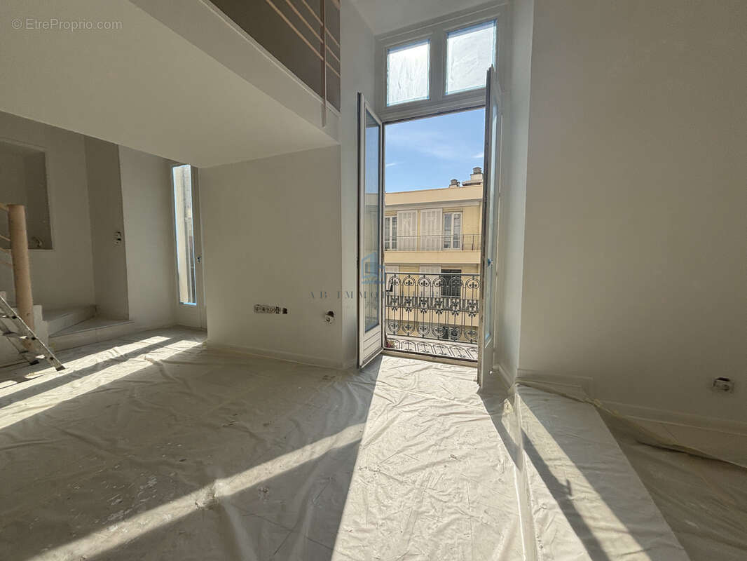 Appartement à MENTON
