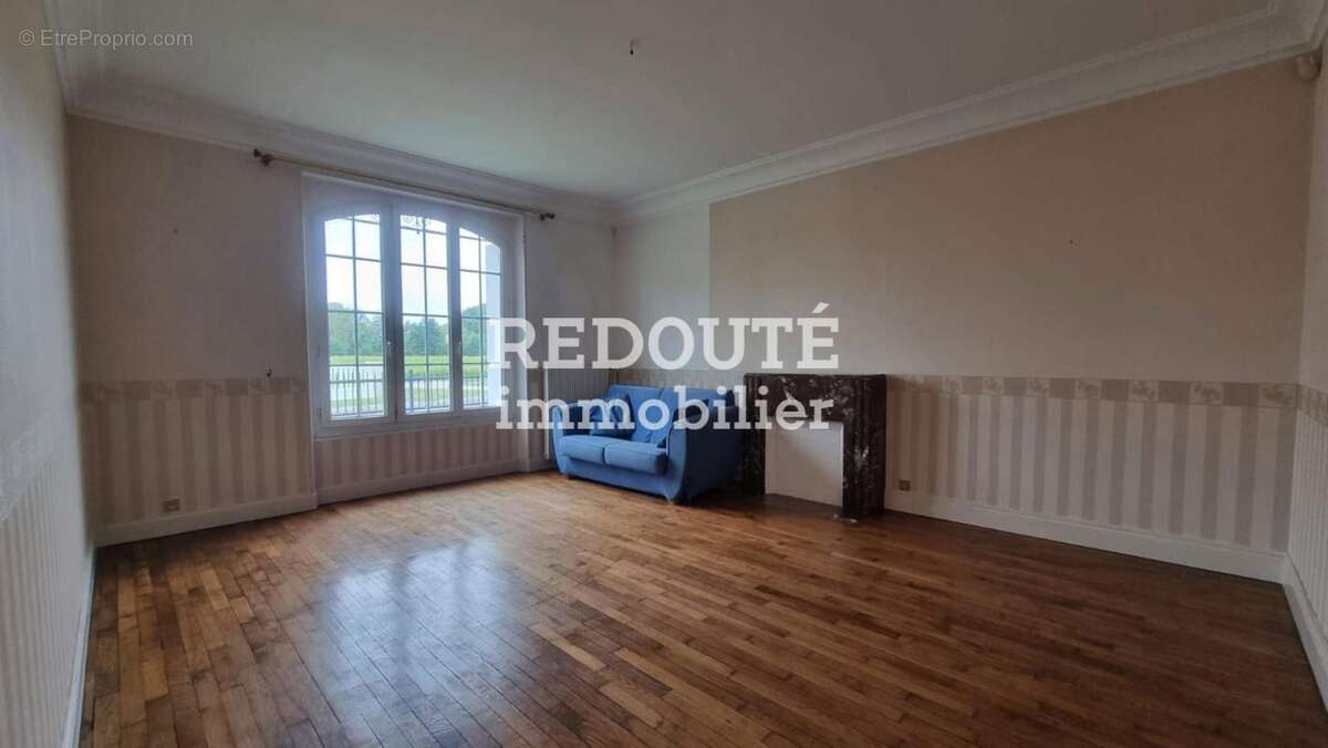 Proche Reims, Maison, corps de ferme et terrain à bâtir - photo 4