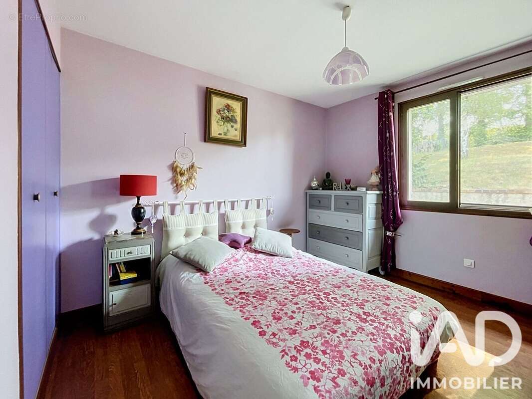 Maison 96 m² à Villevallier  - photo 6