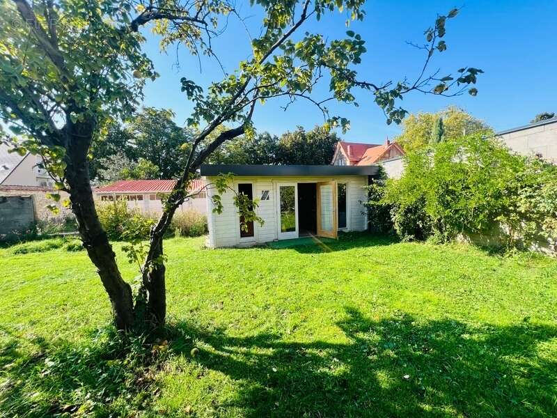 Maison à CHATELLERAULT