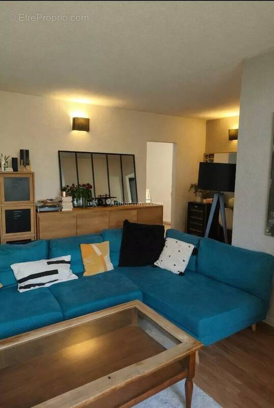 Appartement à BOUSSY-SAINT-ANTOINE