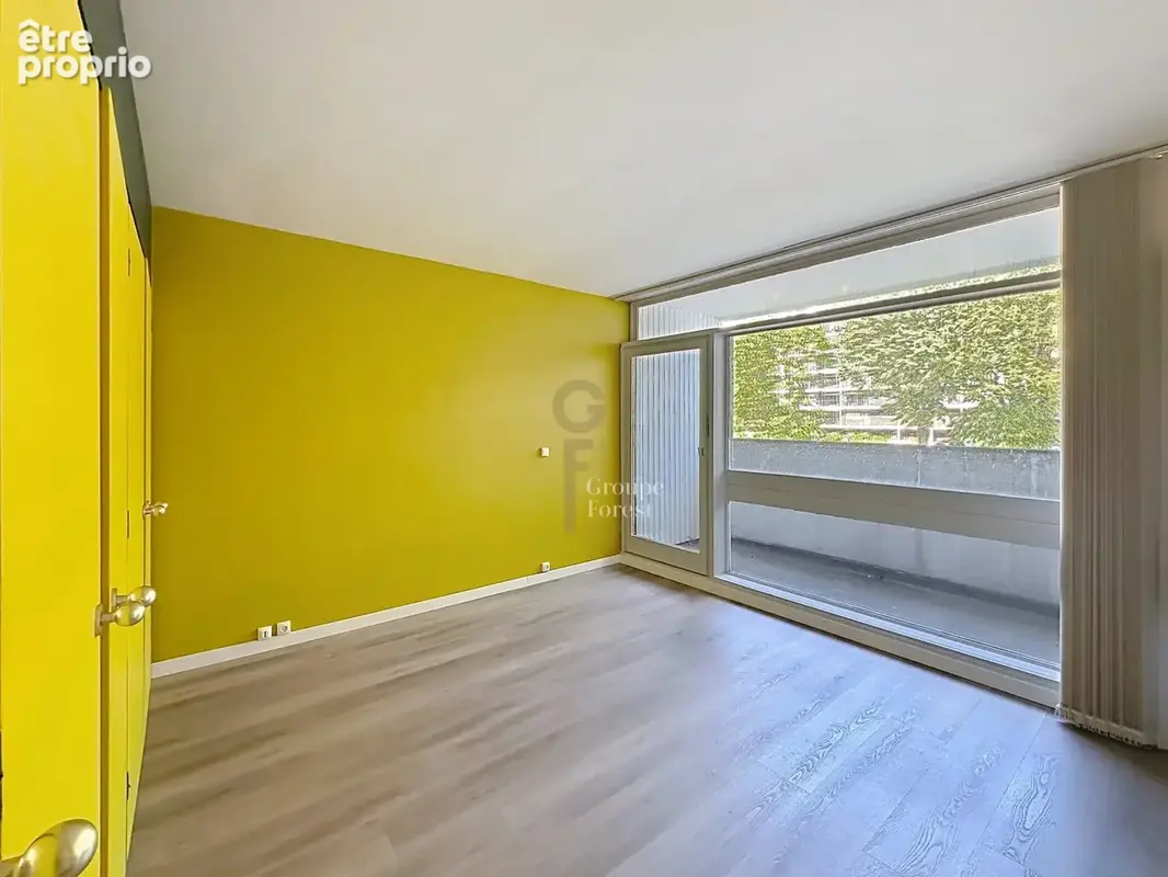 Commerce 70 m² à Croix  - photo 8