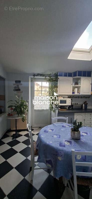 Appartement à SURGERES