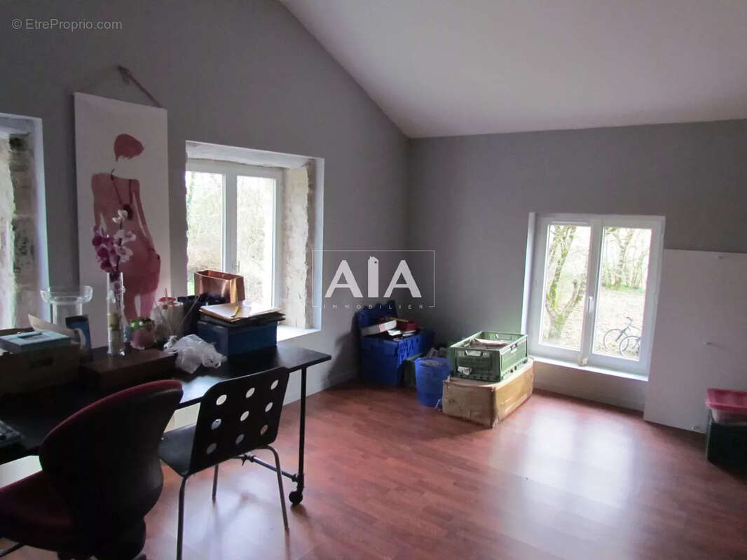 Appartement à SAINT-FRAIGNE