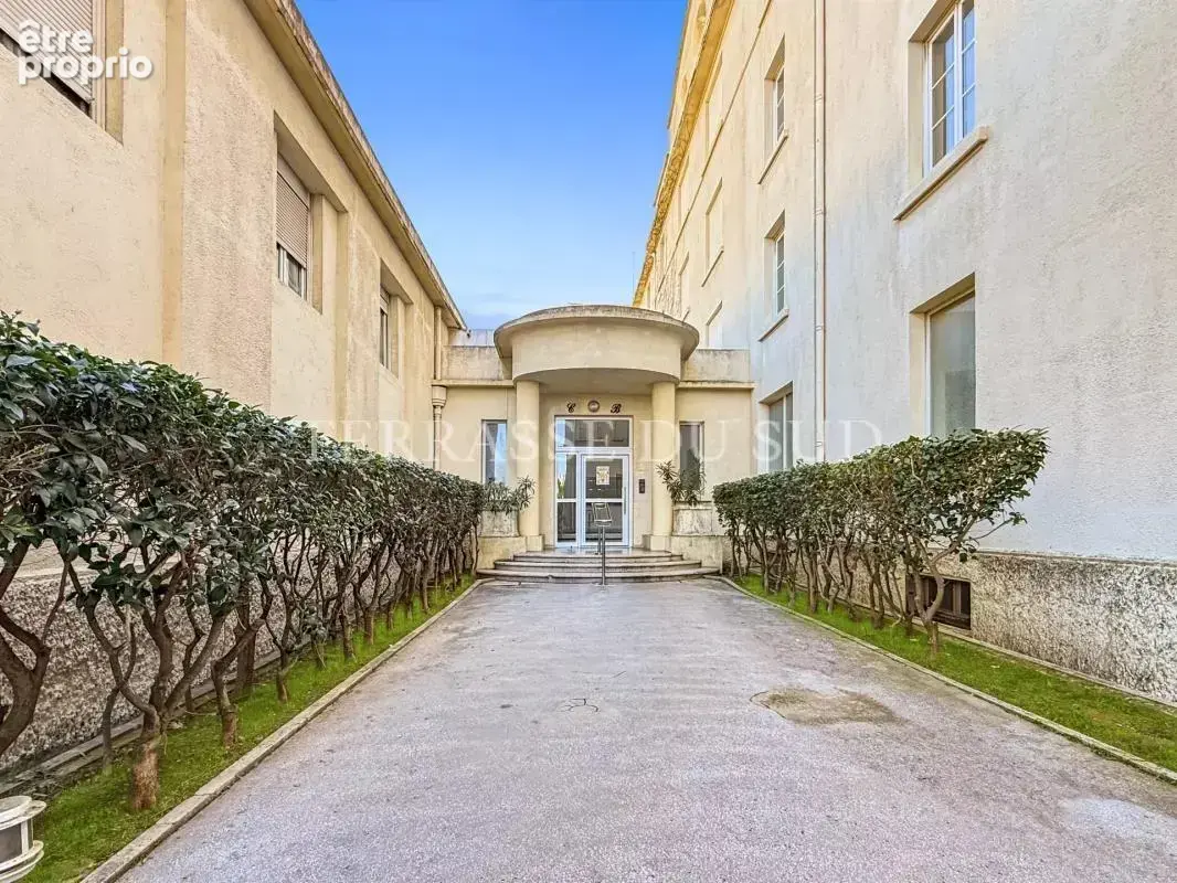 Vente Appartement T2/3 de 58 m2 LC avec Grande Terrasse, Parking Privatif et Cave - Montolivet Marseille 12 - photo 22