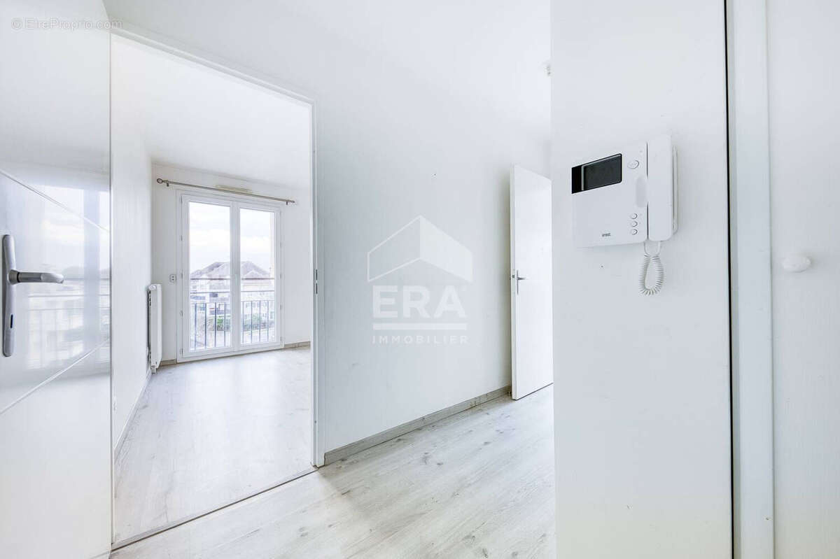 Appartement à EMERAINVILLE