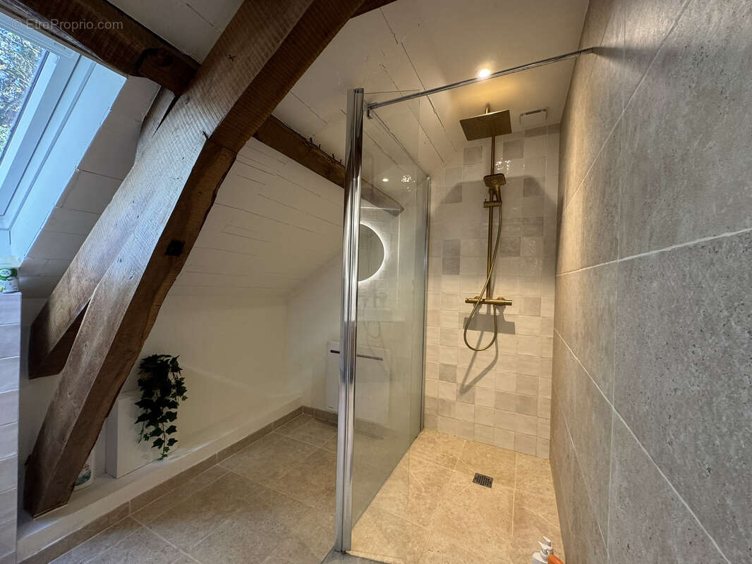 Maison à SAINTE-RADEGONDE