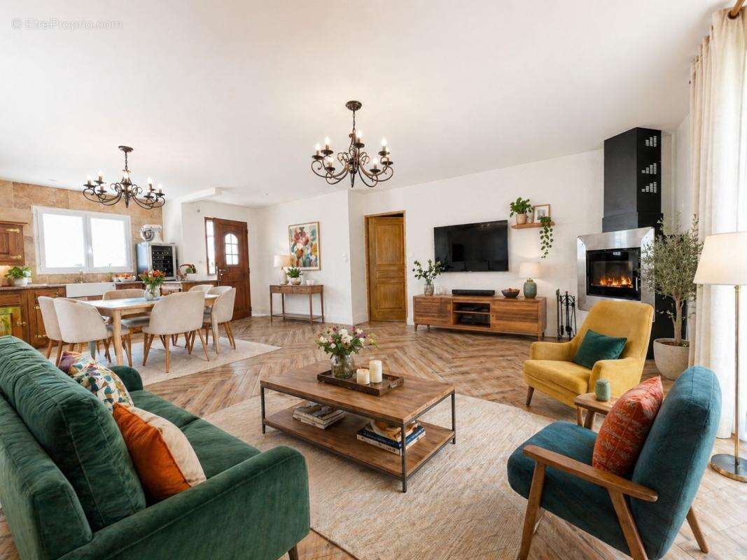 Maison à MERVANS