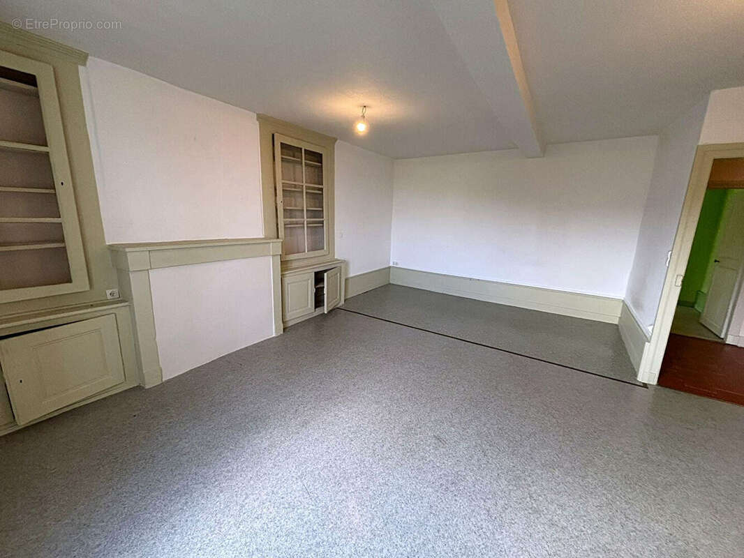 Appartement à VILLEMONTAIS