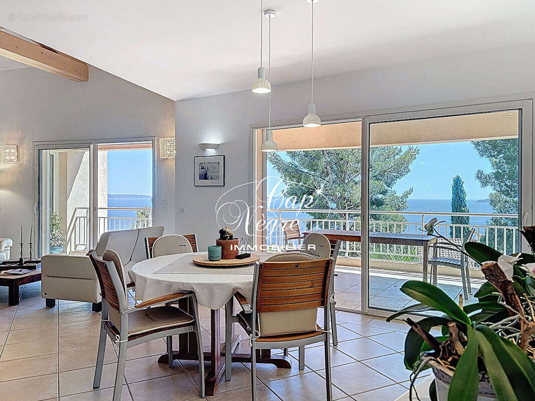 Maison à LE LAVANDOU