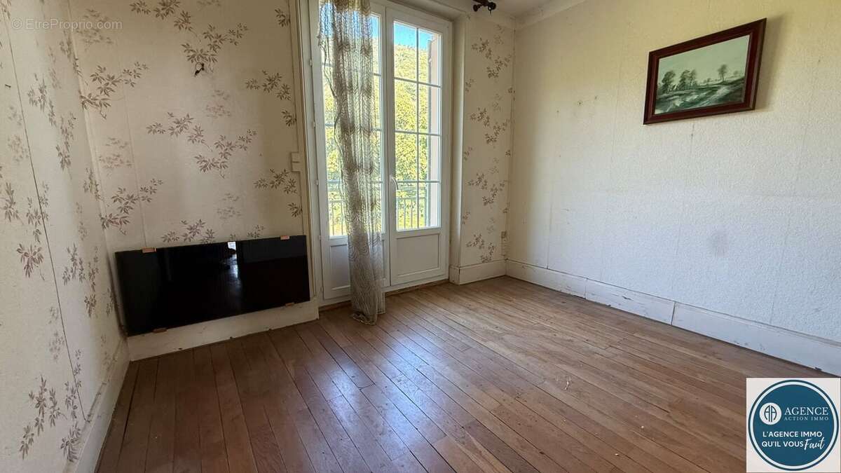 À vendre  Appartement avec fort potentiel à Peyraud - photo 6