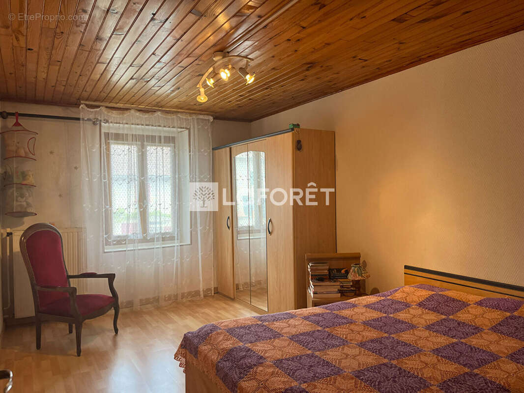 Maison à CRESSIA
