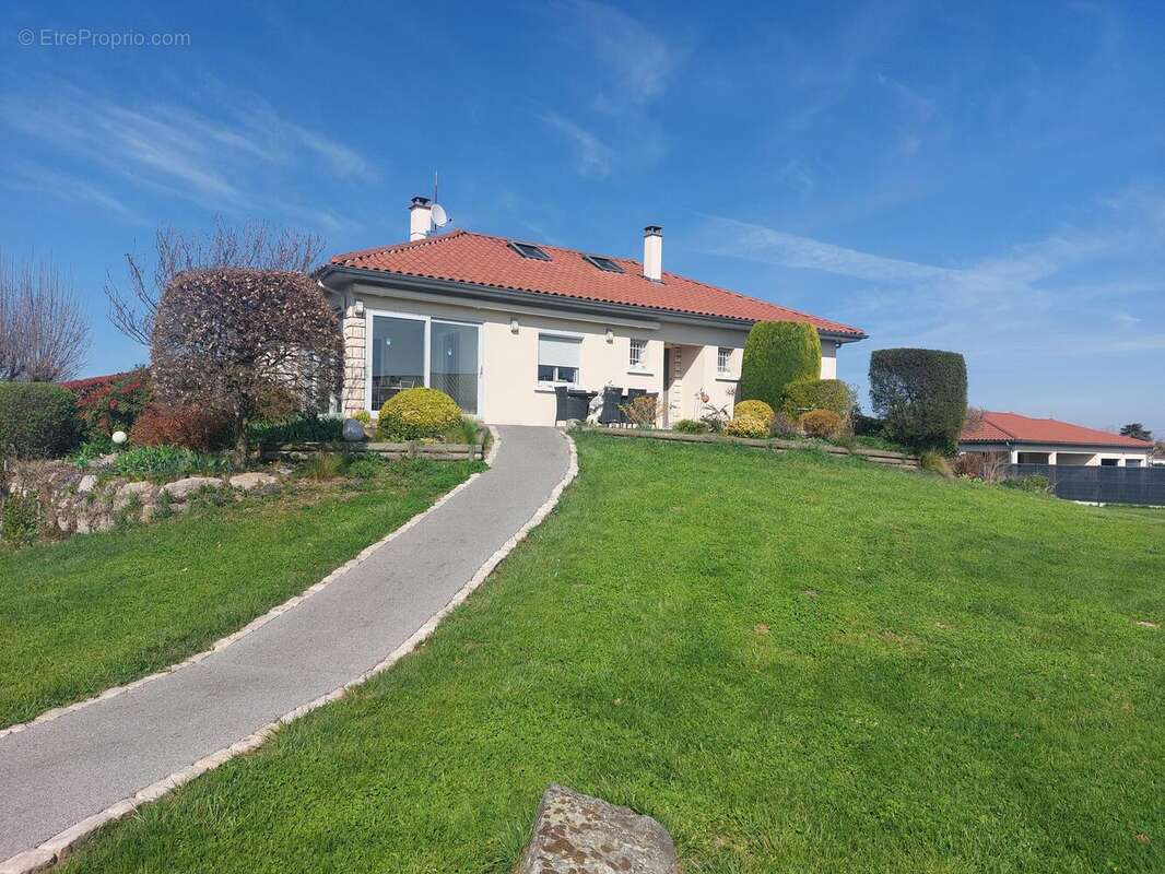 Photo 2 - Maison à MONTBRISON