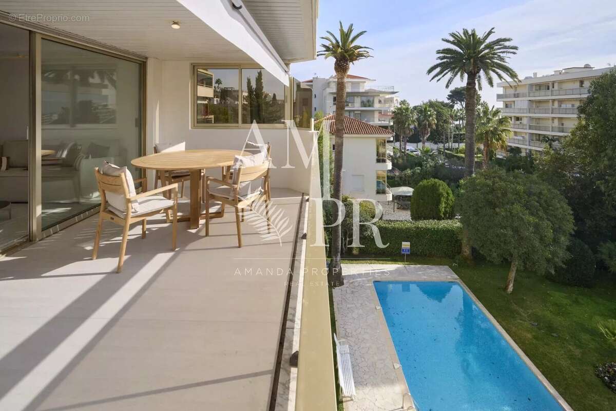 Appartement à CANNES