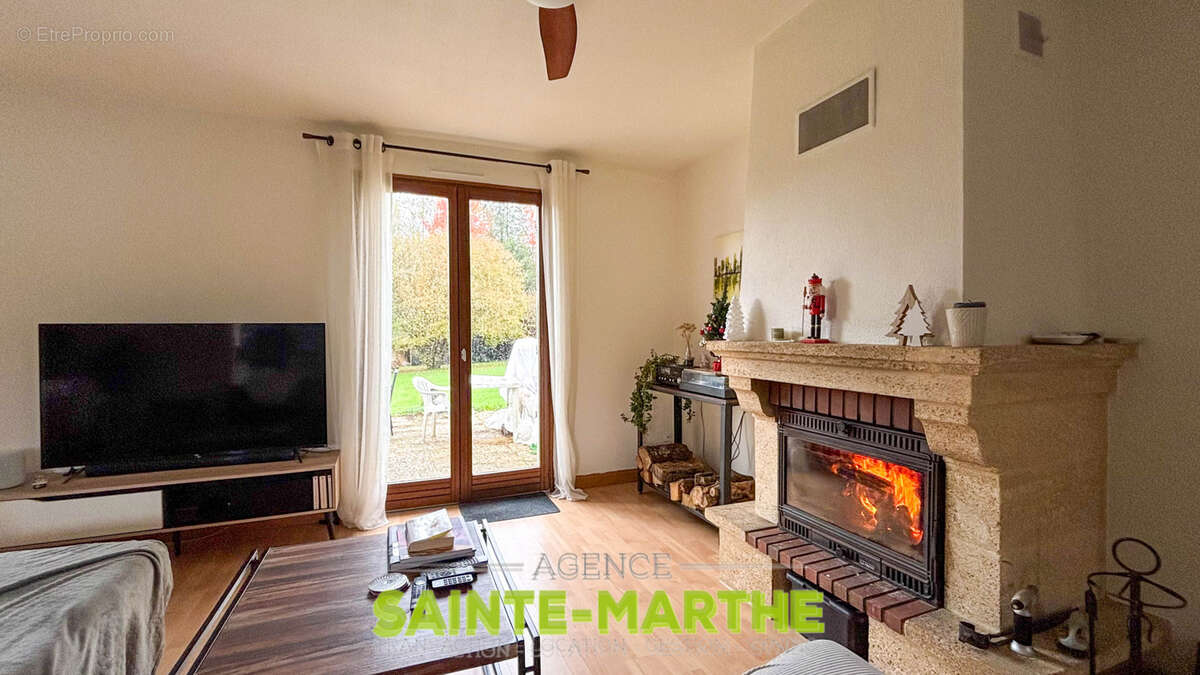 Niort Nord. Pavillon de plain pied, 3 chambres, jardin et garage. - photo 6