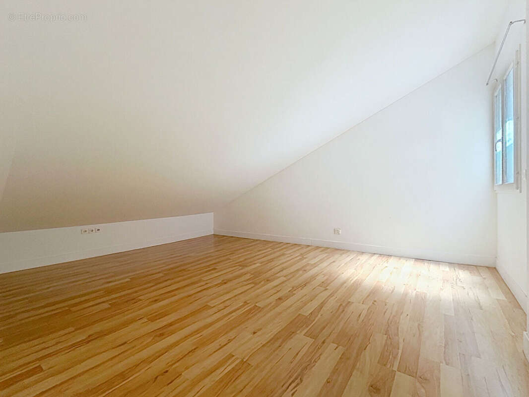 Appartement T3 en duplex 83m2 en étage élevé avec ascenseur - photo 8