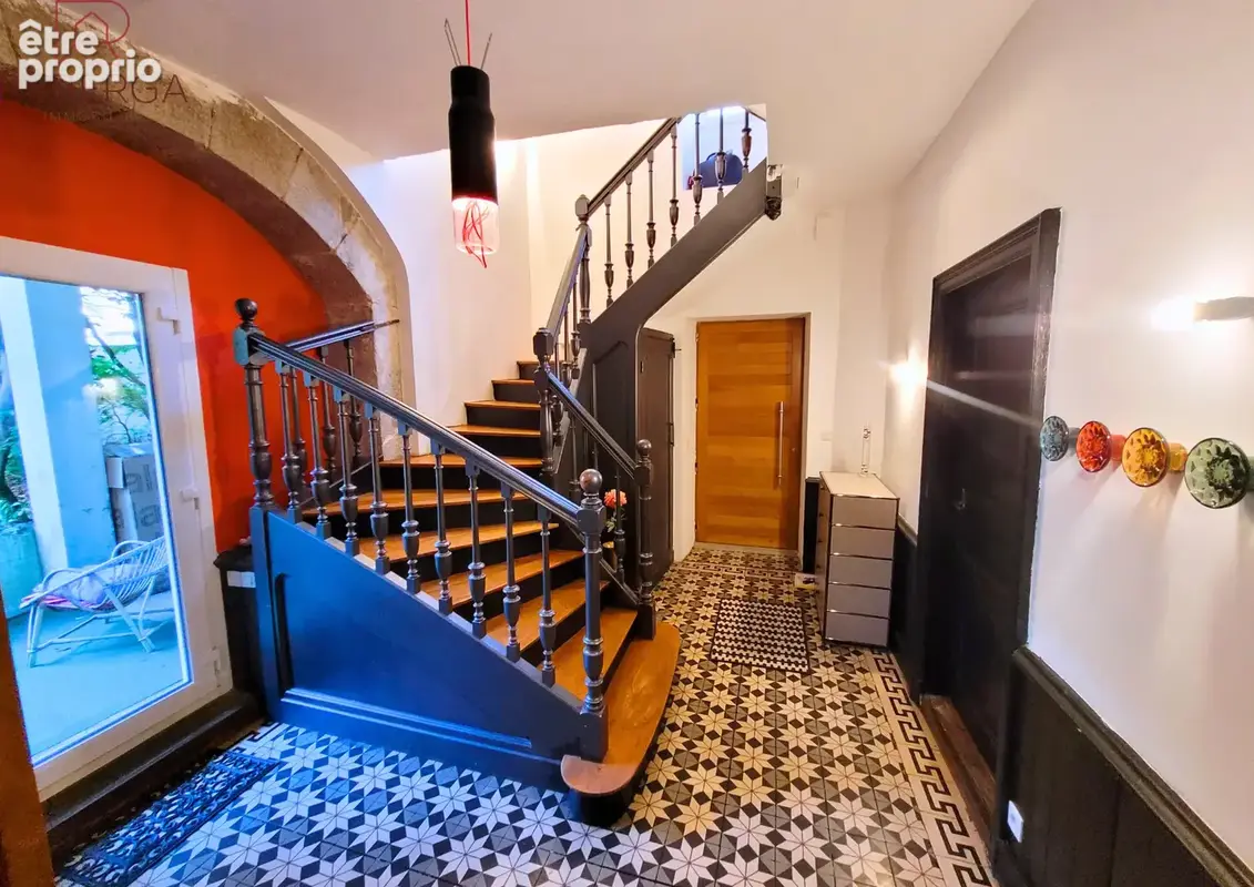 Maison 11 pièces 263 m² à vendre à Mazamet (81200) - photo 2