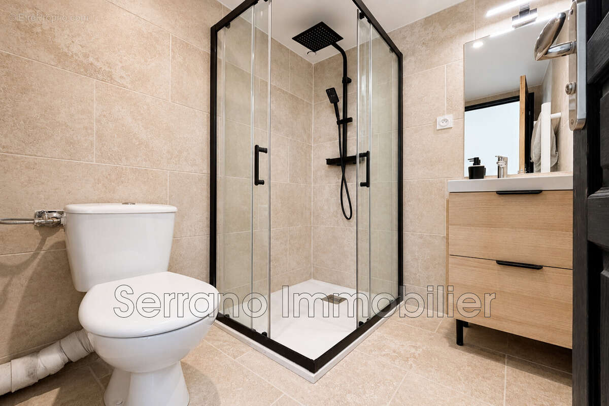 Appartement 34 m² à Beaucaire  - photo 5