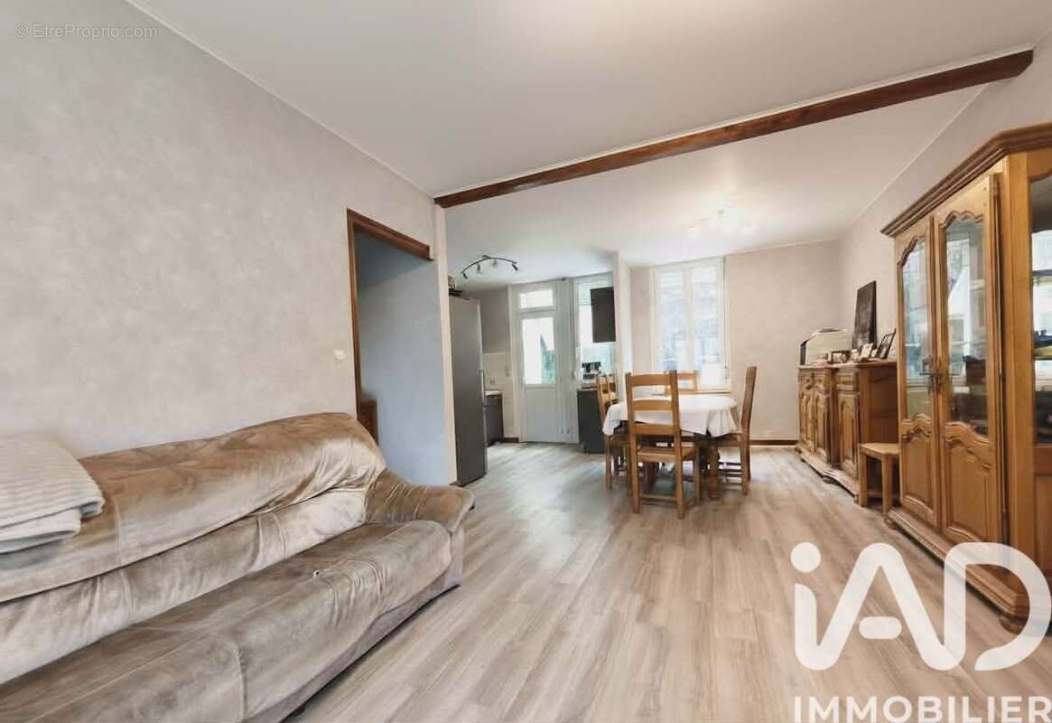 Photo 4 - Maison à HIRSON