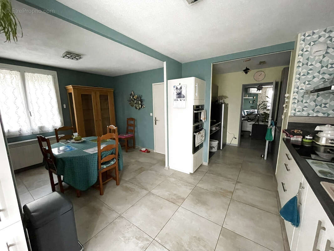 Appartement à LE COTEAU