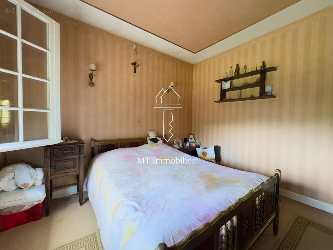 Maison à BEAURAINVILLE