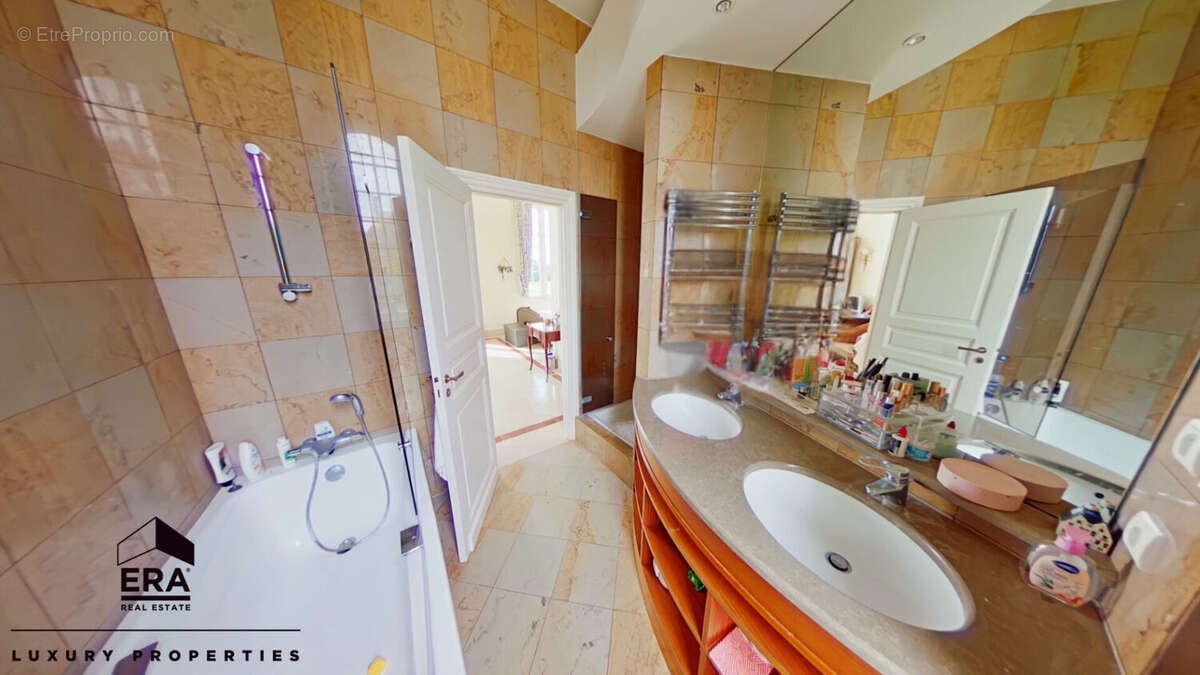 Maison à MOULIS-EN-MEDOC